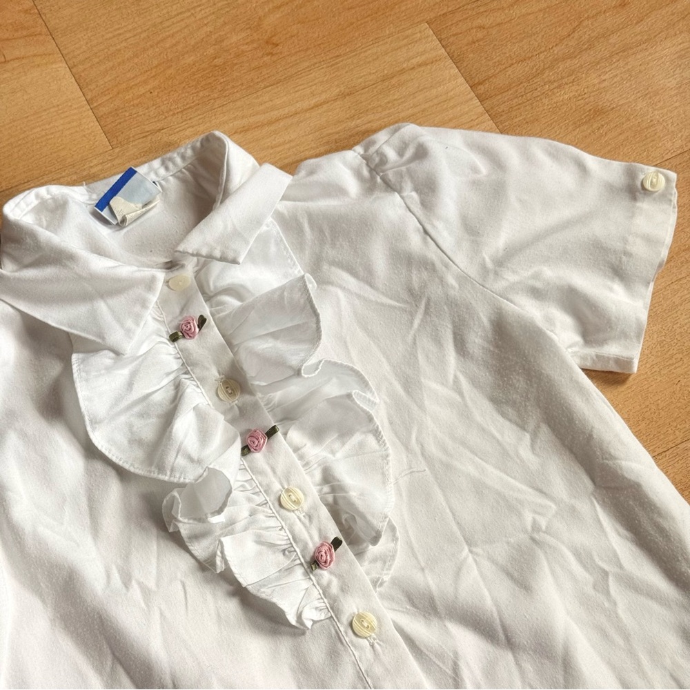 Vintage 90s New Moves girl’s white blouse with rosettes, size 7/8